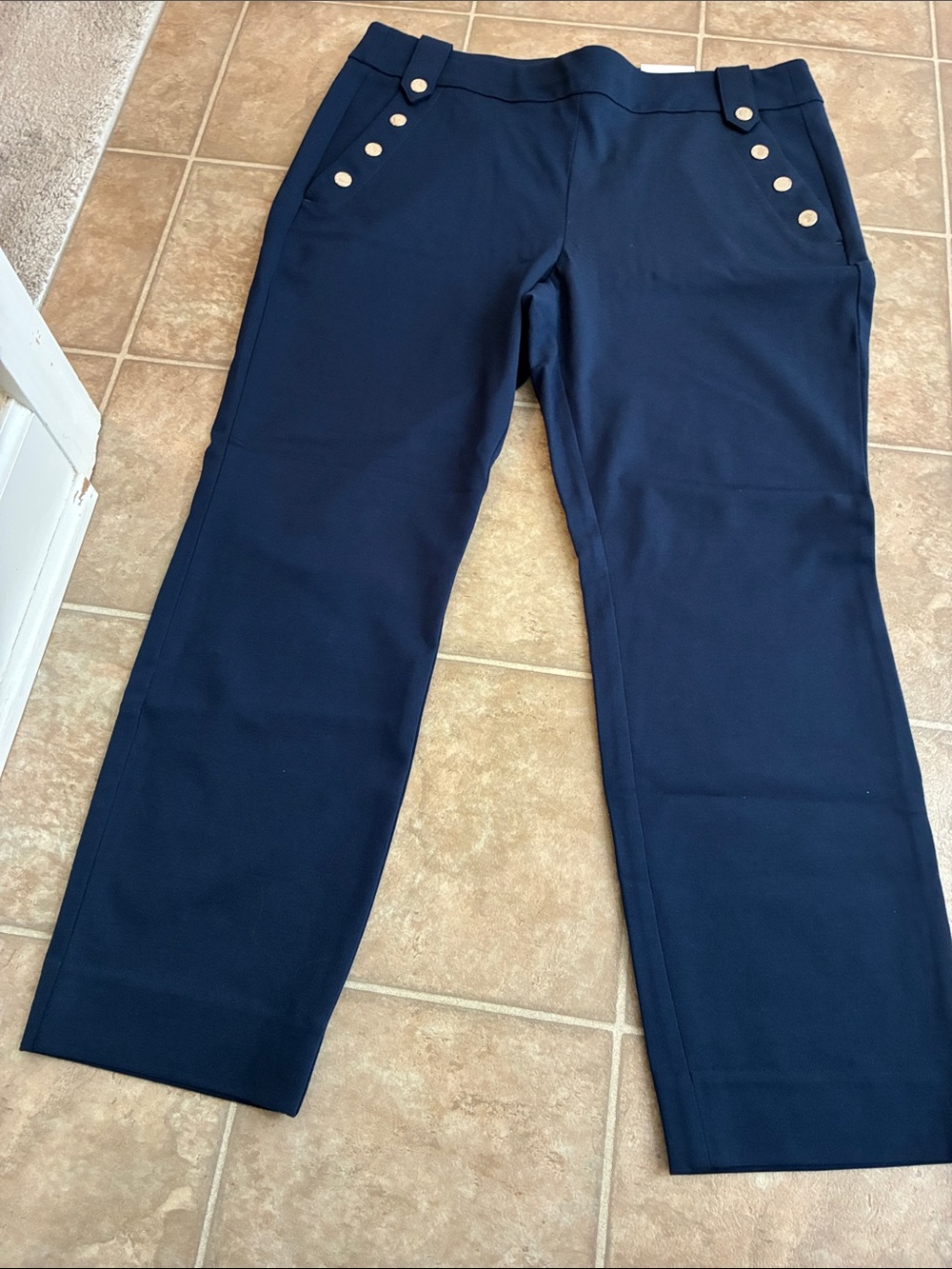 Women's Navy Button-Trim Straight-Leg Chinos